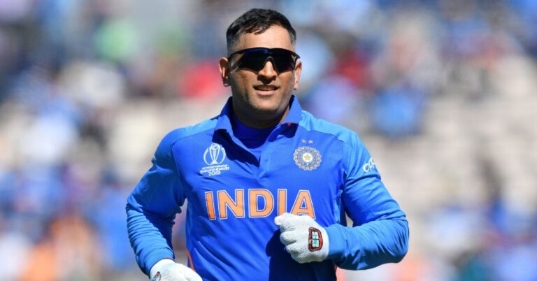 mahendra-singh-dhoni-biography